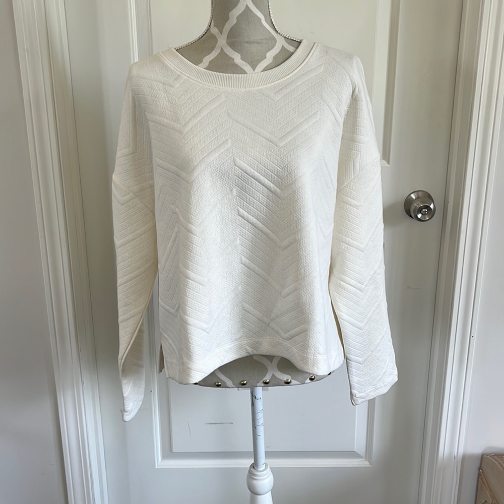 NWT Reitman’s chevron design top size xl